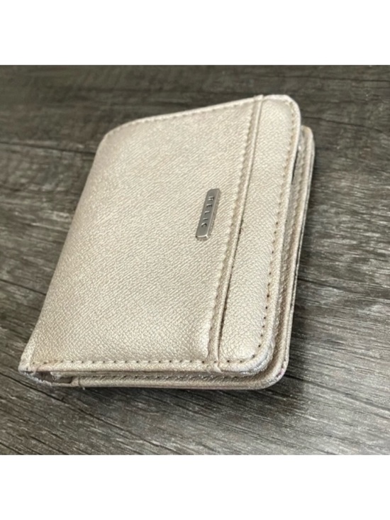 Fossil Handbags - Metallic Compact Bifold Wallet w/ Snap closure, RDIF Blocking, Zipper coin purse